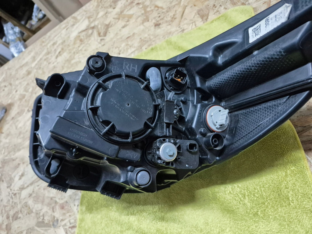 Frontscheinwerfer Kia Picanto 92102-G60 Rechts Scheinwerfer Headlight SCH6329563104xd
