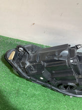 Laden Sie das Bild in den Galerie-Viewer, Frontscheinwerfer VW Golf VIII I 5H1941036 Rechts Scheinwerfer Headlight SCH1190188028cm