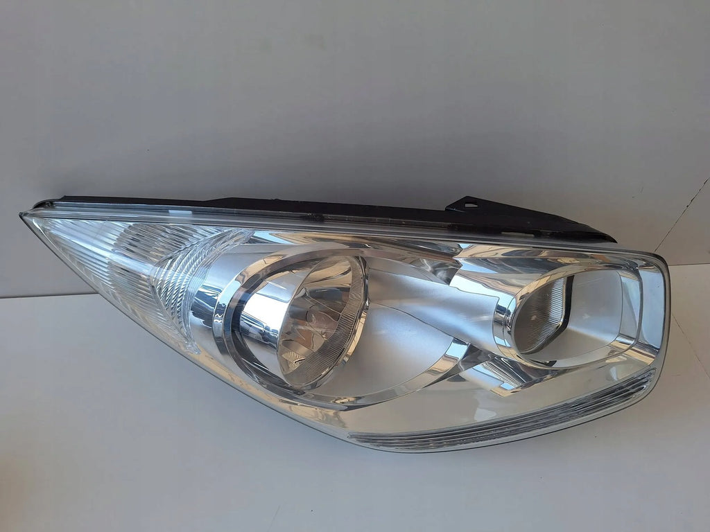 Frontscheinwerfer Kia Venga 92102-1P000 Rechts Scheinwerfer Headlight