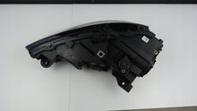 Laden Sie das Bild in den Galerie-Viewer, Frontscheinwerfer Audi A3 8V0941006 90104557 Xenon Rechts Scheinwerfer Headlight