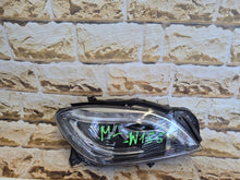 Laden Sie das Bild in den Galerie-Viewer, Frontscheinwerfer Mercedes-Benz W166 A1668207461 Rechts Scheinwerfer Headlight SCH2911358659ri