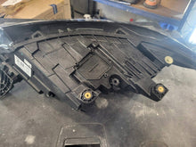 Load image into Gallery viewer, Frontscheinwerfer VW Transporter 12033060000 Rechts Scheinwerfer Headlight SCH6568406939jk