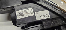 Laden Sie das Bild in den Galerie-Viewer, Frontscheinwerfer Opel Crossland X 39153538 LED Ein Stück (Rechts oder Links) SCH2662670460zs