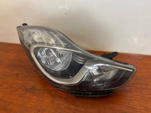 Load image into Gallery viewer, Frontscheinwerfer Hyundai Ix20 9210215 921021KXXX Rechts Scheinwerfer Headlight SCH8204914121dx