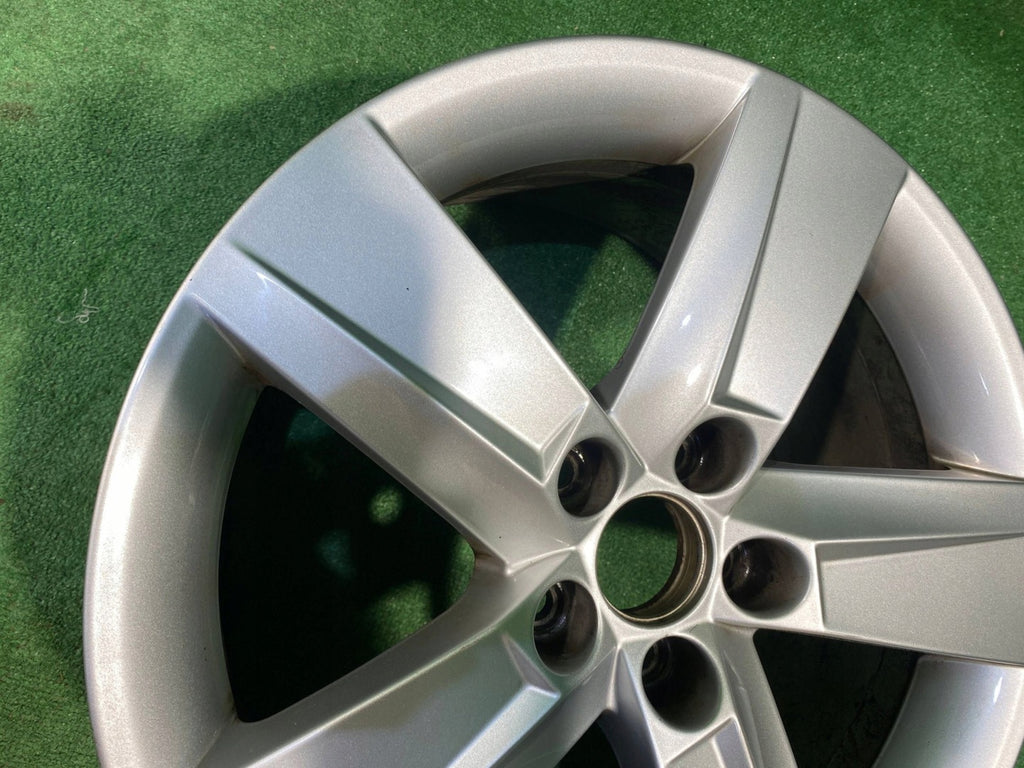 1x Alufelge 16 Zoll 7.0" 5x100 46ET 6V0601025B Skoda Fabia Iii Rim Wheel FEL3523021890wd