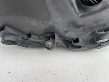 Load image into Gallery viewer, Frontscheinwerfer VW Multivan Transporter 90084443 Links Scheinwerfer Headlight SCH6447841468yq