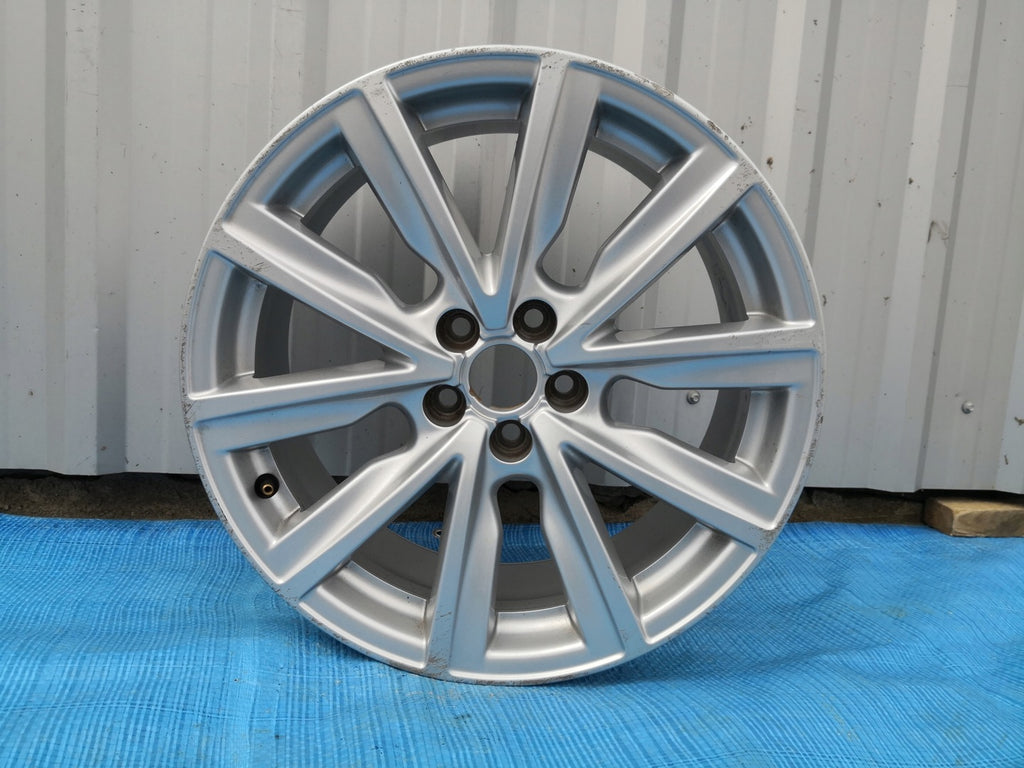 1x Alufelge 17 Zoll 7.5" 5x100 36ET Glanz Silber 8X0601025AL Audi A1 Rim Wheel