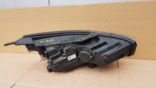 Laden Sie das Bild in den Galerie-Viewer, Frontscheinwerfer Hyundai I30 III 92101G4600 Full LED Links Headlight