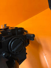 Laden Sie das Bild in den Galerie-Viewer, Frontscheinwerfer Opel Astra Gtc Cascada Xenon Rechts Scheinwerfer Headlight SCH1397723760sx