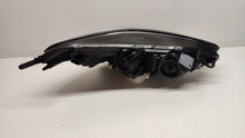 Laden Sie das Bild in den Galerie-Viewer, Frontscheinwerfer Opel Corsa E 39108222 Halogen Links Scheinwerfer Headlight