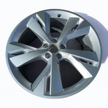 Laden Sie das Bild in den Galerie-Viewer, 1x Alufelge 20 Zoll 9.0&quot; 5x112 42ET 89A601025M Audi E-Tron Rim Wheel