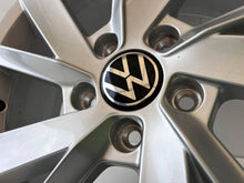 Load image into Gallery viewer, 1x Alufelge 17 Zoll 6.5" 5x112 46ET Glanz Silber 5H0071497 VW Golf Viii FEL8080737248di