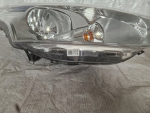 Laden Sie das Bild in den Galerie-Viewer, Frontscheinwerfer Ford B-Max Bmax AV11-13W029-AF Rechts Scheinwerfer Headlight SCH4928103894hi