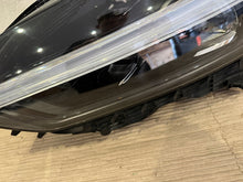 Load image into Gallery viewer, Frontscheinwerfer Volvo Xc60 II 32404705 LED Links Scheinwerfer Headlight SCH3731299707db