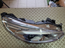 Laden Sie das Bild in den Galerie-Viewer, Frontscheinwerfer Ford Galaxy EM2B-13W029-ER LED Rechts Scheinwerfer Headlight