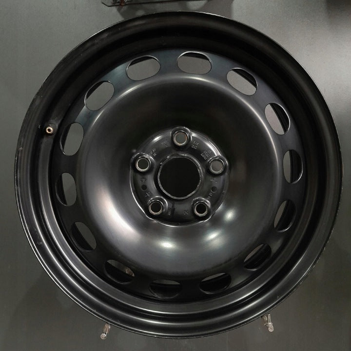 4x Alufelge 16 Zoll 6.0" 5x112 43ET Glanz Schwarz 5Q0601027AM VW I Rim Wheel FEL1970048946vs