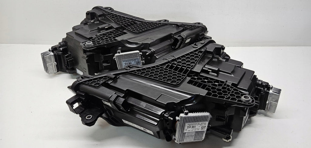 Frontscheinwerfer Skoda Superb III 3V1941015D 3V1941016D Full LED Ein Satz