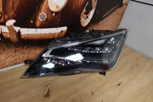 Laden Sie das Bild in den Galerie-Viewer, Frontscheinwerfer Seat Leon 5F1941007E LED Links Scheinwerfer Headlight SCH8313736633yq