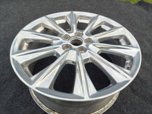 Load image into Gallery viewer, 1x Alufelge 19 Zoll 8.0" 5x108 55ET Glanz Silber GM2C-1007-C1A Ford Mondeo FEL7457875791rj