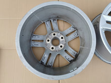 Load image into Gallery viewer, 1x Alufelge 17 Zoll 7.0" 5x112 42ET 8W0601025P Audi A4 B9 Rim Wheel FEL3209314437ui