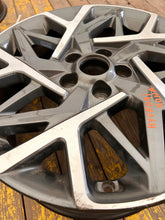 Load image into Gallery viewer, 1x Alufelge 18 Zoll 7.5&quot; 5x114.3 50ET 52910-CM300- Hyundai Rim Wheel