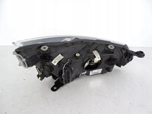 Laden Sie das Bild in den Galerie-Viewer, Frontscheinwerfer Seat I Ibiza V 6F1941015B Ein Stück (Rechts oder Links)