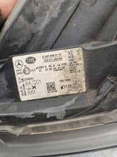 Laden Sie das Bild in den Galerie-Viewer, Frontscheinwerfer Mercedes-Benz Vito A4479061401 Links Scheinwerfer Headlight