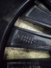 Load image into Gallery viewer, 1x Alufelge 18 Zoll 8.0" 5x112 44ET 3P0601025F Skoda Superb I Rim Wheel FEL5586377985ks