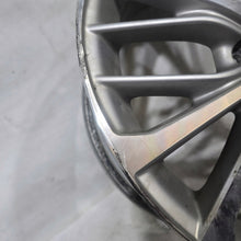 Load image into Gallery viewer, 1x Alufelge 18 Zoll 8.0&quot; 5x114.3 50ET Glanz Silber 42611-33C80 Toyota Camry