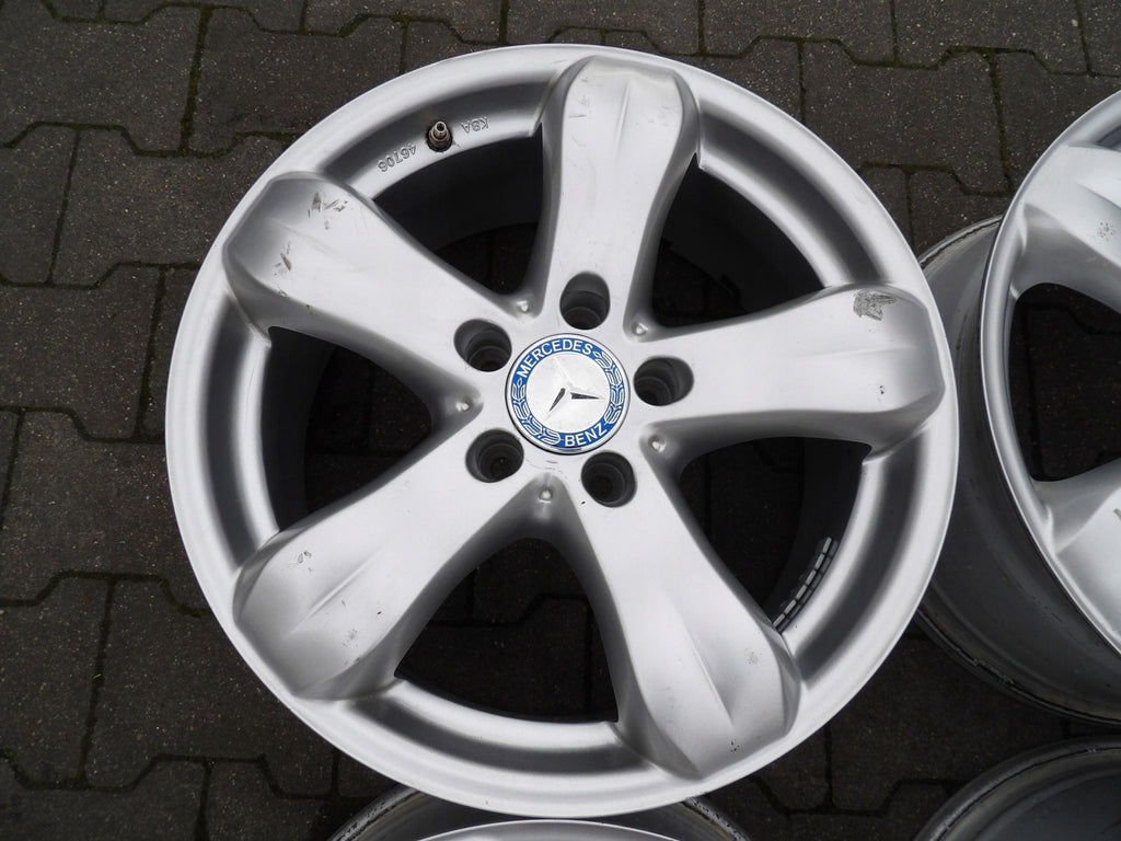 4x Alufelge 17 Zoll 8.0" 5x112 43ET Mercedes-Benz Rim Wheel FEL3672043622xm