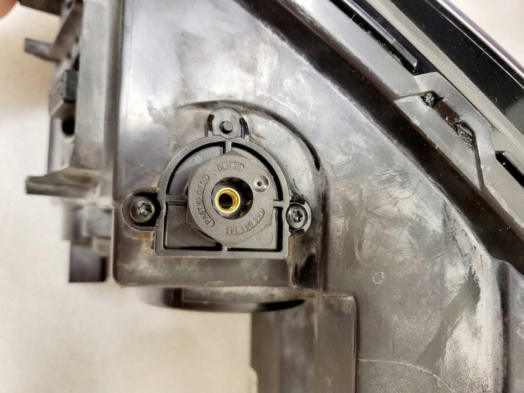 Frontscheinwerfer VW Touran 1T1941752 Xenon Rechts Scheinwerfer Headlight SCH3562633964vj
