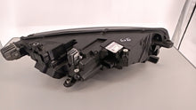 Laden Sie das Bild in den Galerie-Viewer, Frontscheinwerfer Skoda Octavia 5E4941015A LED Links Scheinwerfer Headlight SCH5357998074ow