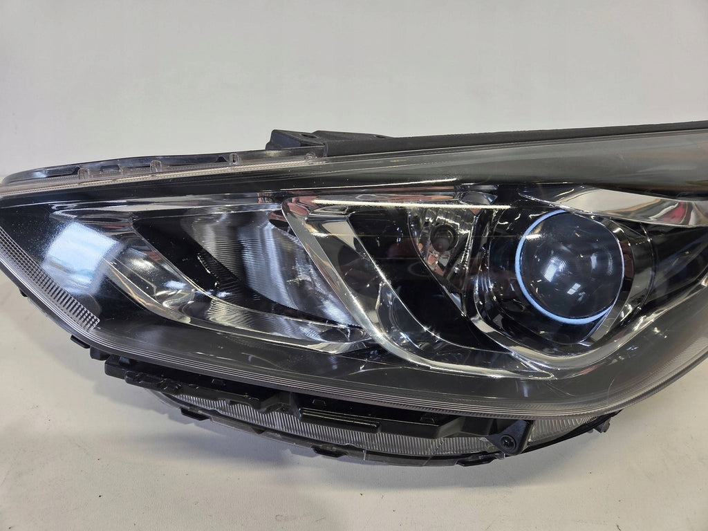 Frontscheinwerfer Hyundai I30 III 92101G4510 Links Scheinwerfer Headlight SCH8249608231jx