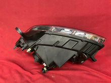 Laden Sie das Bild in den Galerie-Viewer, Frontscheinwerfer Renault Logan II Sandero 260105344R Rechts Headlight SCH9167121023iy