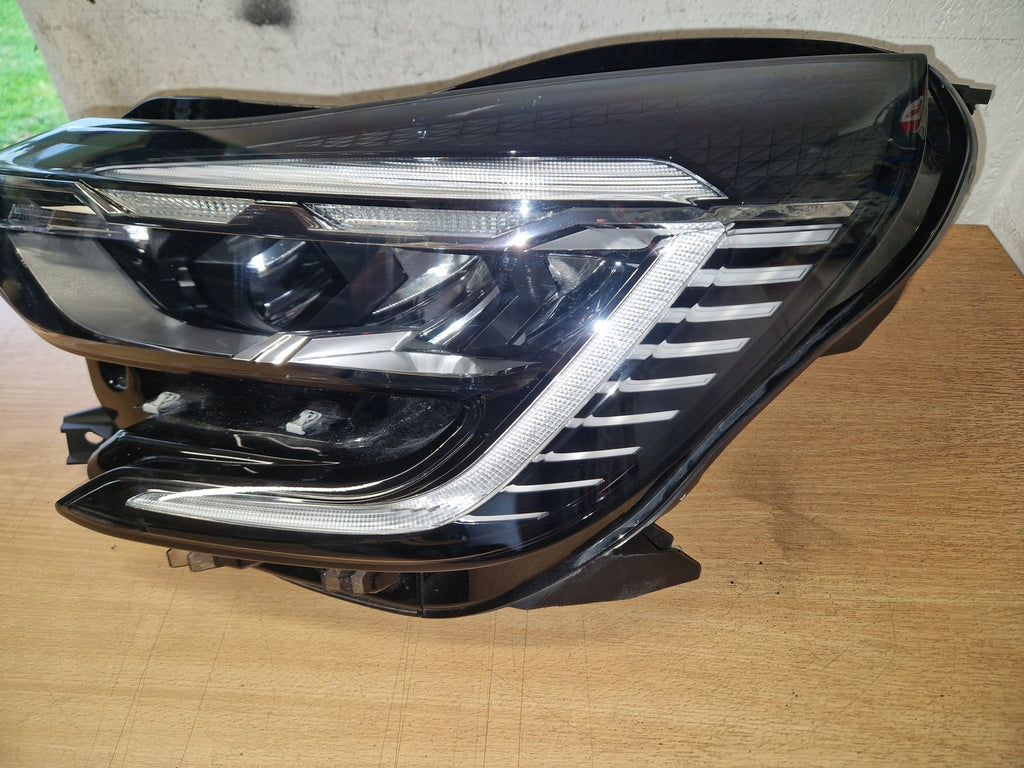 Frontscheinwerfer Renault Captur II 260601693R Full LED Links Headlight