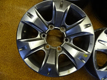 Laden Sie das Bild in den Galerie-Viewer, 4x Alufelge 15 Zoll 7.0&quot; 6x139.7 30ET Toyota Hilux Rim Wheel