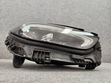Laden Sie das Bild in den Galerie-Viewer, Frontscheinwerfer Mercedes-Benz W206 A2069063605 LED Rechts Headlight SCH7092777594ie