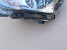 Laden Sie das Bild in den Galerie-Viewer, Frontscheinwerfer Kia Stonic 23456776545678 Rechts Scheinwerfer Headlight