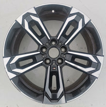 Laden Sie das Bild in den Galerie-Viewer, 1x Alufelge 19 Zoll 8.0" 5x112 46ET Glanz Schwarz 6898051 BMW X1 Rim Wheel FEL4373908048fn