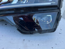 Laden Sie das Bild in den Galerie-Viewer, Frontscheinwerfer Skoda Karoq 57B941015F Links Scheinwerfer Headlight SCH8554947997hq