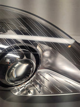 Laden Sie das Bild in den Galerie-Viewer, Frontscheinwerfer Opel Zafira B 93190407 Xenon Rechts Scheinwerfer Headlight
