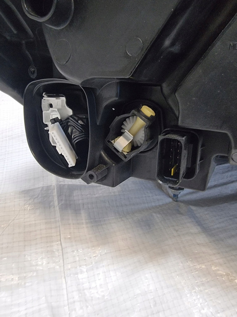 Frontscheinwerfer Opel Corsa F 39162653 Links Scheinwerfer Headlight SCH6687623056ma