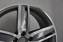 Laden Sie das Bild in den Galerie-Viewer, 1x Alufelge 19 Zoll 8.0" 5x112 49ET Glanz 8V0601025AS Audi Mg Rim Wheel FEL4223136181jc