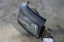 Laden Sie das Bild in den Galerie-Viewer, Frontscheinwerfer Renault 5010231670 Rechts Scheinwerfer Headlight