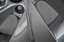 Load image into Gallery viewer, 4x Alufelge 17 Zoll 6.5" 5x112 46ET Glanz Silber 5H0601025B VW Golf Viii FEL3509042914jr