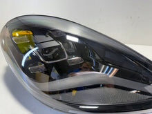 Laden Sie das Bild in den Galerie-Viewer, Frontscheinwerfer Porsche Panamera 971 971941032G LED Rechts Headlight SCH2778816882sy