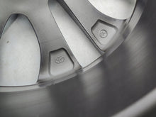 Laden Sie das Bild in den Galerie-Viewer, 1x Alufelge 19 Zoll 7.5&quot; 5x114.3 40ET Toyota Rav 4 Rim Wheel