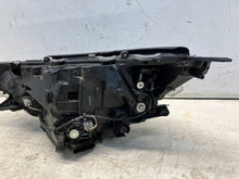 Load image into Gallery viewer, Frontscheinwerfer Toyota V OYT19975 LED Rechts Scheinwerfer Headlight SCH2123326949dt