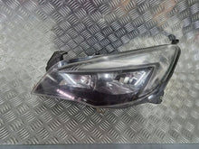 Laden Sie das Bild in den Galerie-Viewer, Frontscheinwerfer Opel Astra J 13297722 Links Scheinwerfer Headlight SCH5931453578gw