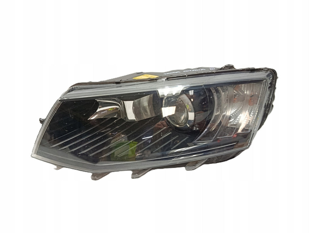 Frontscheinwerfer Skoda Octavia III 5E1941017B Xenon Links Headlight SCH2900180836hr